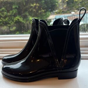 NWOT Glossy Black Rain Boots